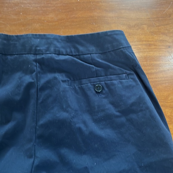 Jones New York Bermuda Shorts Navy Twill Cotton Blend Stretch Shorts w/Side Slit - Picture 11 of 13